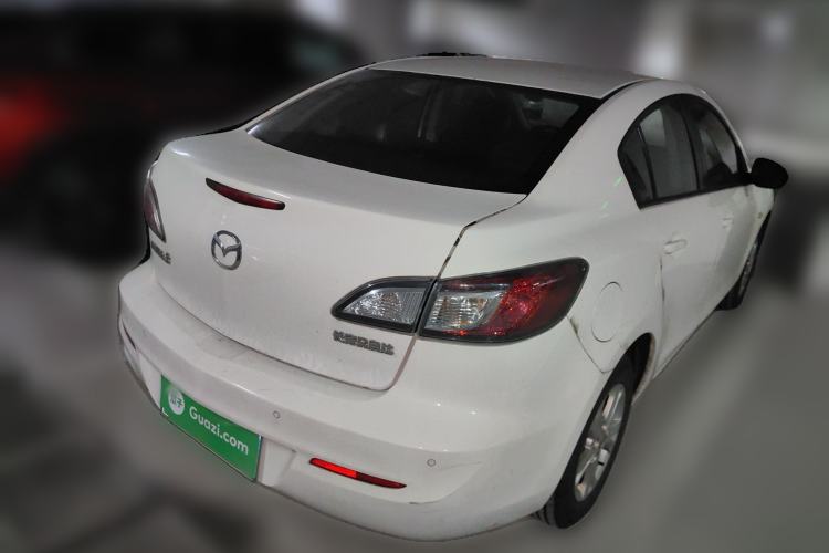 Used Mazda Mazda 3 2015 Sedan 1.6L Automatic Comfort Model