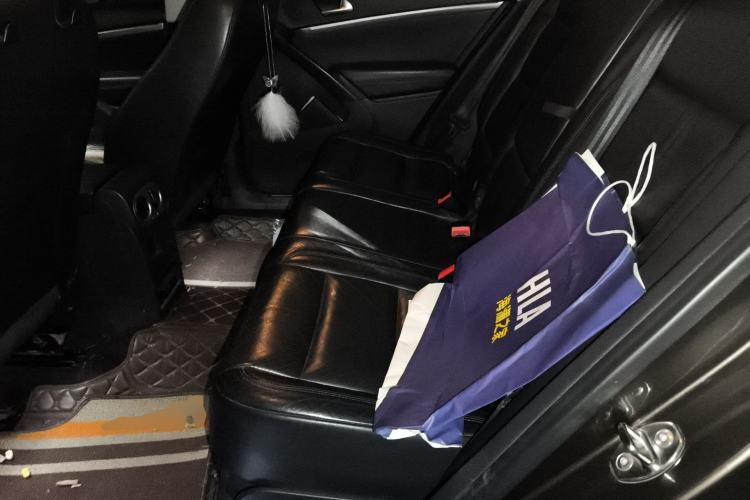 Used Volkswagen Tiguan 2015 1.8TSI Automatic Two-Wheel Drive Luxury Model Left Rear Seat