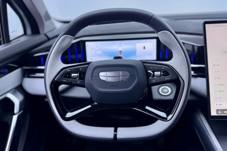 Used Geely Auto FX11 2024 1.5TD DCT Flagship Edition
