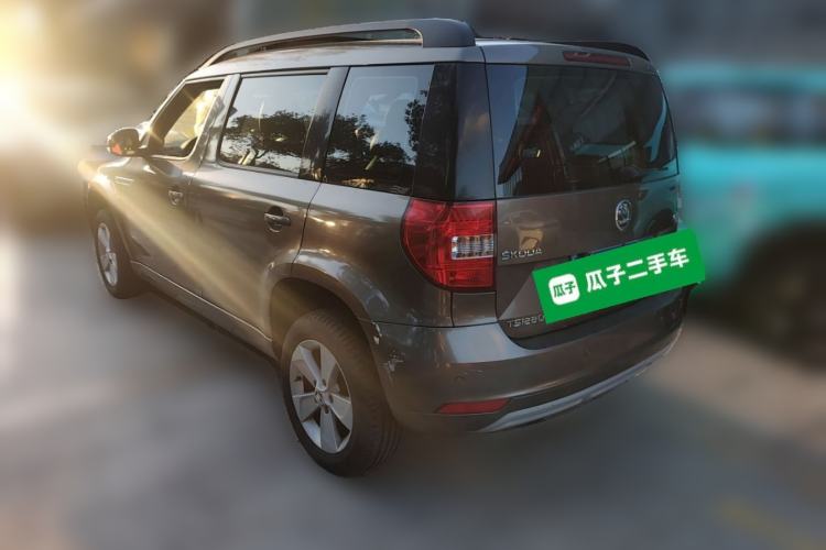 Used Skoda Yeti 2016 1.4TSI DSG Advanced Edition Rear Left 45 Deg