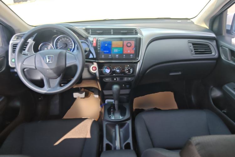 Used Honda City 2017 1.5L CVT Elite Edition Center Console