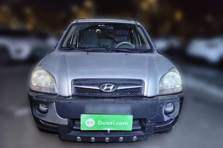 Used Hyundai Tucson 2009 2.0L Manual Two-Wheel Drive Fashion Edition
