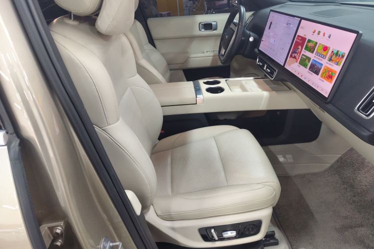 Used Li Auto L8 2023 Max model