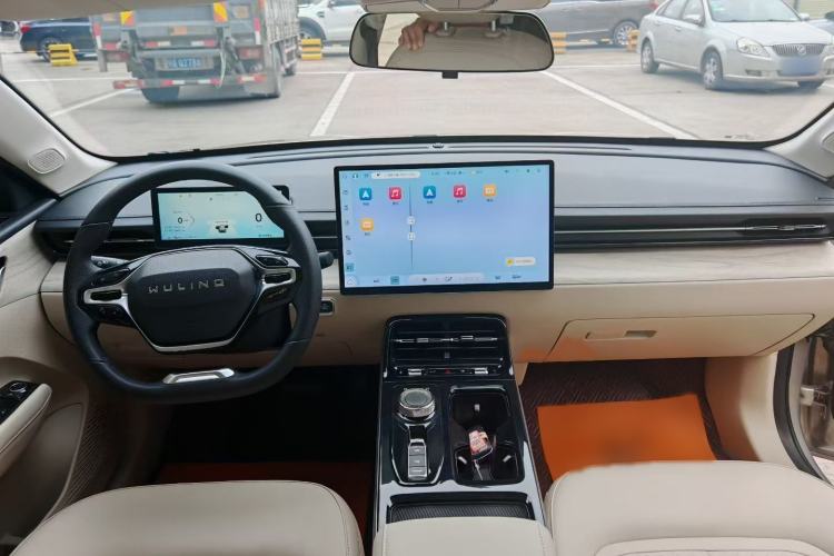 Used Wuling Xingguang 2024 Co-Creation Edition 510 Advanced Model
