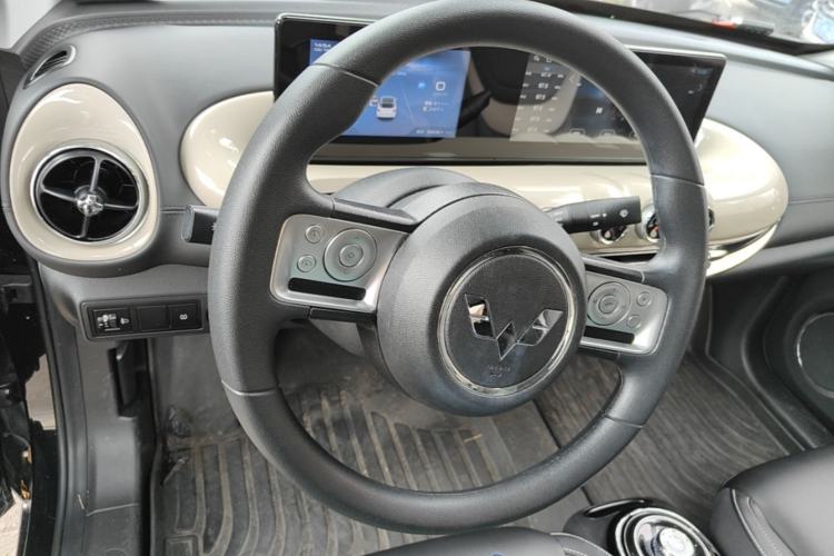 Used Wuling Bingo 2023 333 km Enjoyment Version
