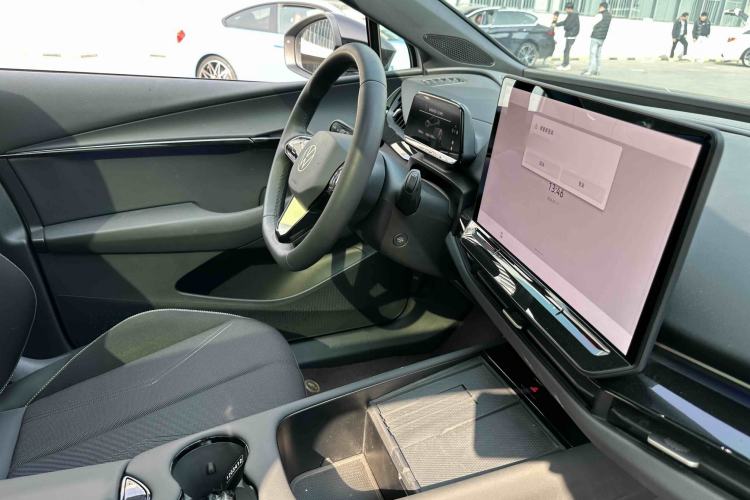 Used Volkswagen ID.UNYX 2024 Pro Long-Range Version