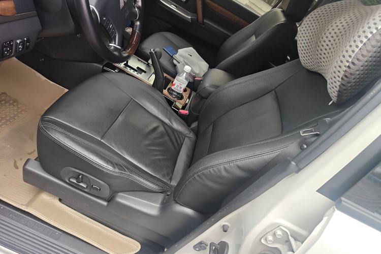 Used Mitsubishi Pajero 2018 3.0L Automatic Prestige Edition
