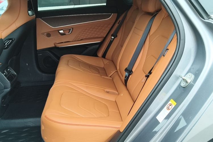 Used BYD Han 2022 EV Genesis Edition 715 km Front-Wheel-Drive Flagship Model
