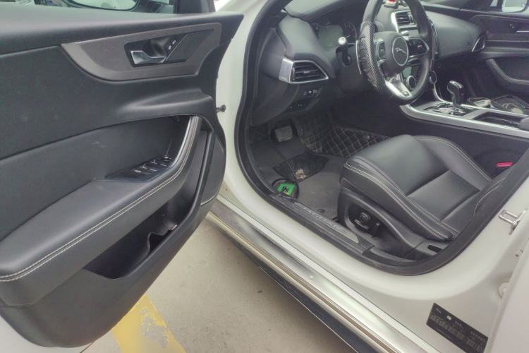 Used Jaguar XEL 2020 2.0T 200PS R-DYNAMIC Youth Sports Edition Driver Seat