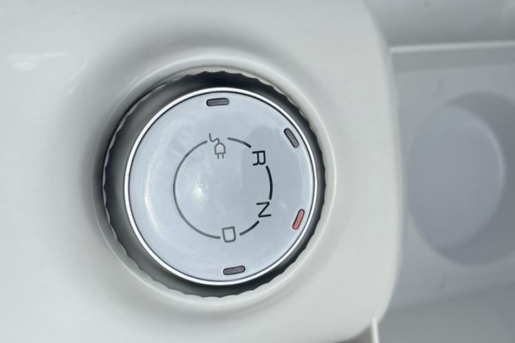 Used Wuling Hongguang MINIEV 2022 GAMEBOY 300km Enthusiast Model with Lithium Iron Phosphate
