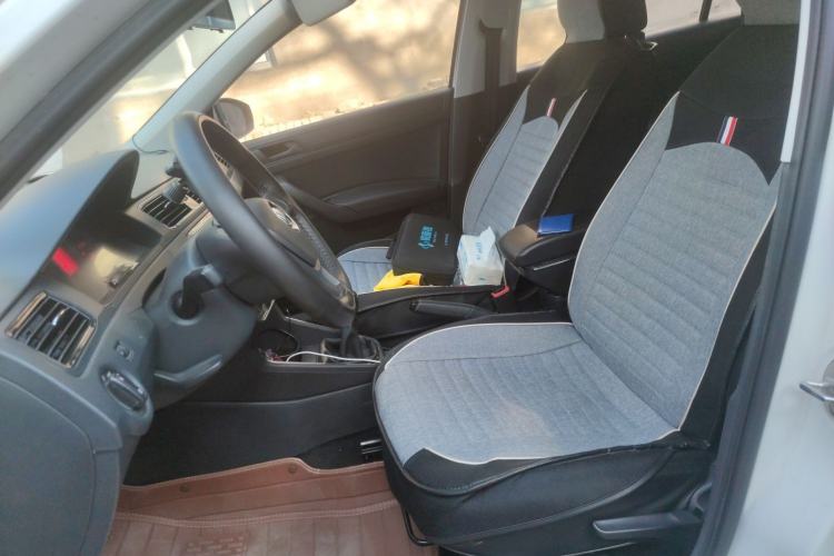 Used Volkswagen Santana 2016 1.6L Manual Fashion Edition
