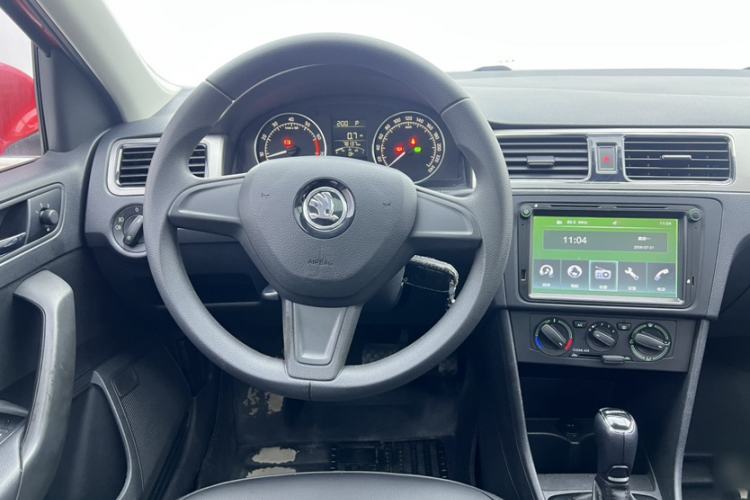 Used Skoda Rapid Spaceback 2016 Revised 1.6L Automatic Chuanxing Version