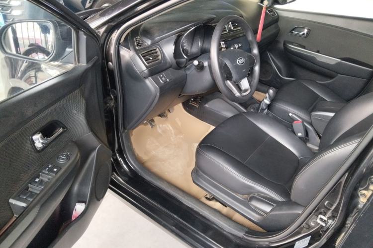 Used Kia K2 2012 Sedan 1.4L MT GLS Commemorative Edition