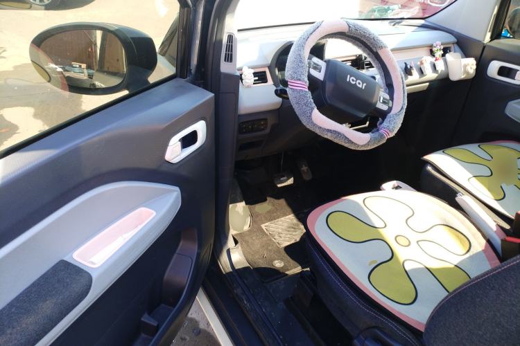 Used Chery QQ Ice Cream 2022 170km Sundae Phosphate Lithium-Ion Driver Seat