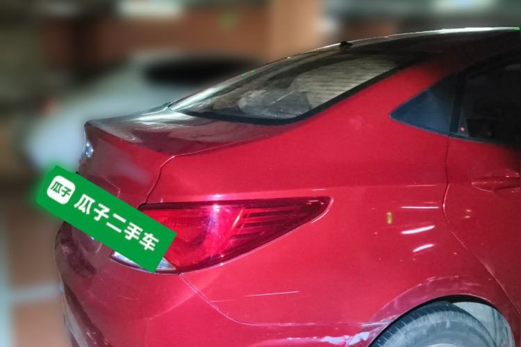 Used Hyundai Verna (older generation) 2014 1.4L Automatic Smart GLS Rear Right 45 Deg