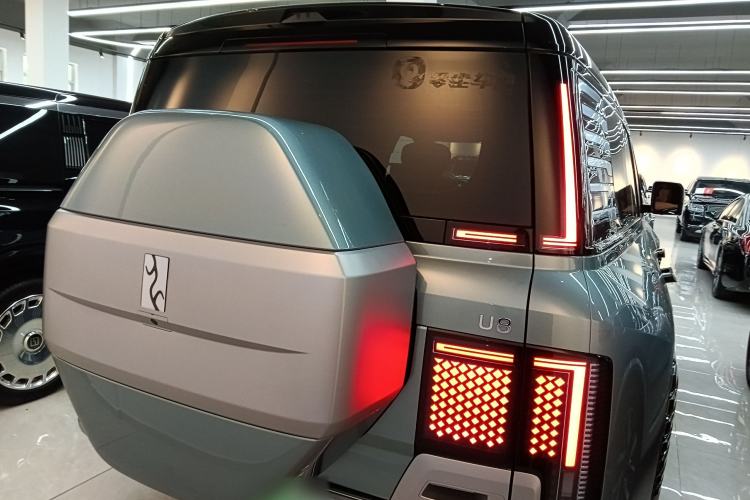 Used Yangwang U8 2023 Luxury Edition Rear