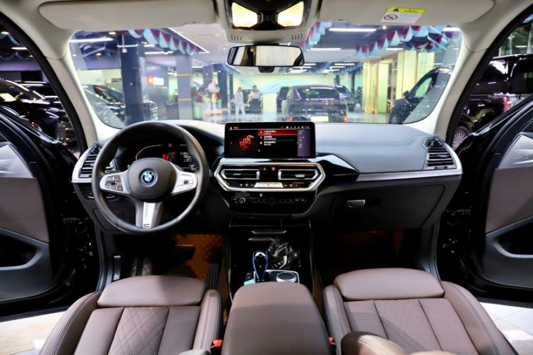 Used BMW iX3 2022 Leading Model Interior 3