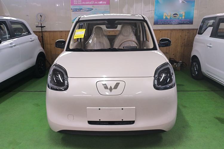Used Wuling Hongguang MINIEV 2025 Four-Door Version Advanced Edition Front