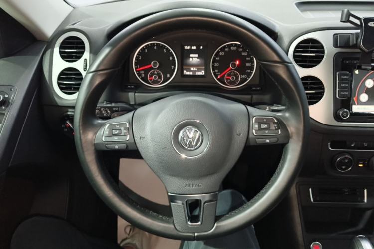 Used Volkswagen Tiguan 2015 1.8TSI Automatic Two-Wheel Drive Luxury Model

