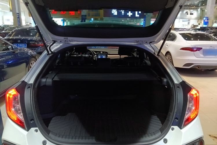 Used Honda Civic 2021 HATCHBACK 220TURBO CVT Trendy Cool Edition Trunk