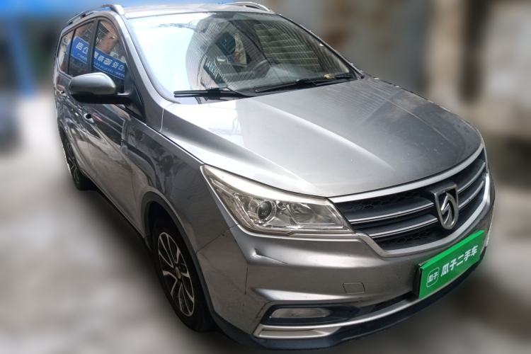 Used Baojun 730 2019 1.5T CVT Fashion Model 7 Seats China VI Emission Standard Front Right 45 Deg