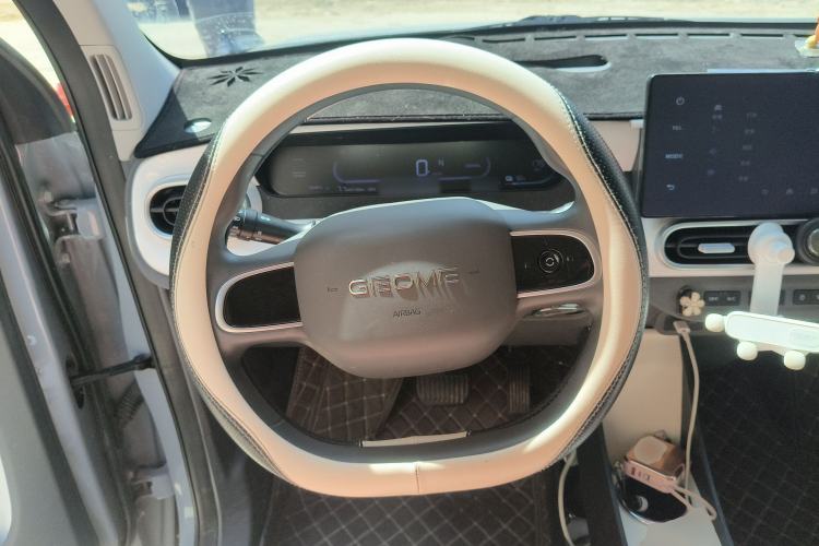 Used Geely Galaxy Panda 2025 210km Panda Kart Steering Wheel