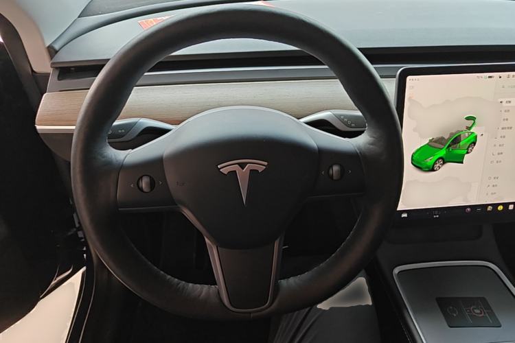 Used Tesla Model Y 2021 Long-Range All-Wheel-Drive Version