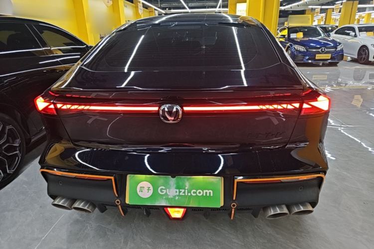 Used CHANGAN UNI-V 2024 2.0T High-Performance Version Rear