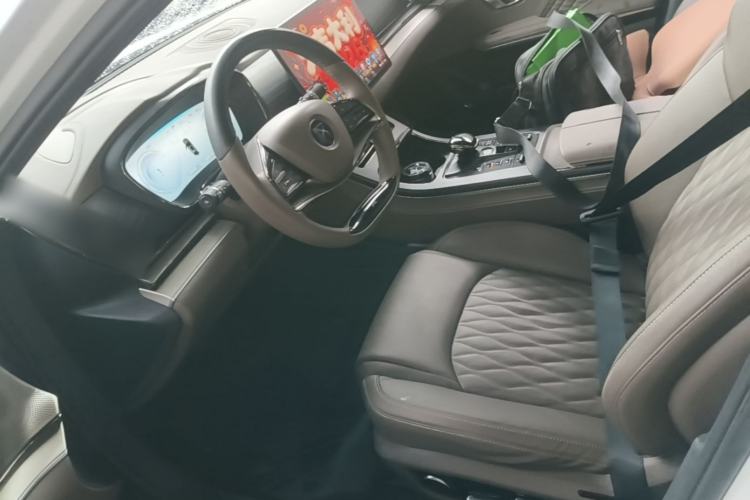 Used BYD Han 2022 DM-i 121KM Prestige Model