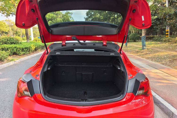 Used Opel Astra 2014 1.4T GTC Sport Model