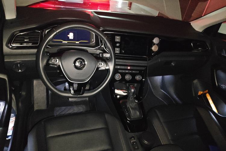 Used Volkswagen T-ROC 2019 280TSI DSG Two-Wheel Drive Comfort Version China VI Standard