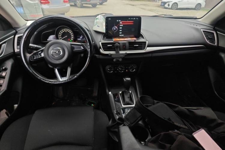 Used Mazda 3 Axela 2017 Sedan 1.5L Automatic Comfort Model Emission Standard China V Center Console