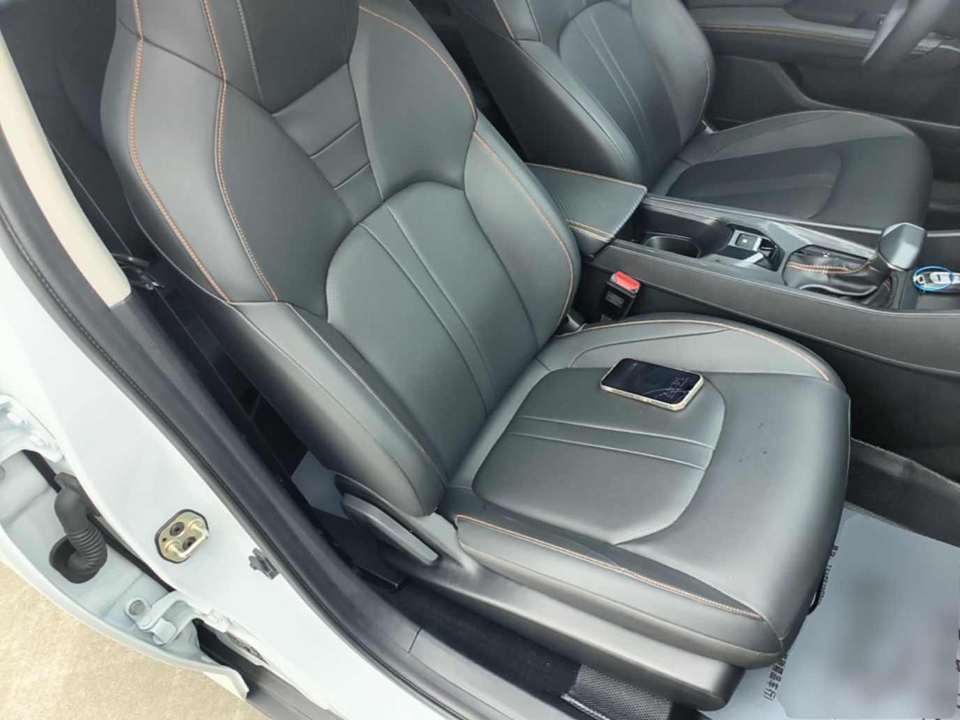 Dongfeng Aeolus Yixuan 2025 1.5L Automatic Luxury Version - Luxury — снимка 19