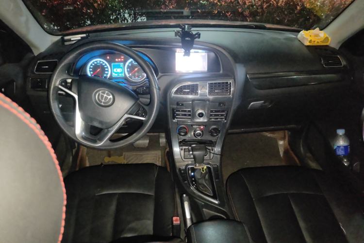 Used Brilliance V5 2014 1.5T Automatic Two-Wheel Drive Sport Model