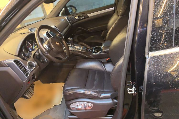 Used Porsche Cayenne 2011 Cayenne Turbo 4.8T