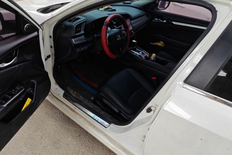 Used Honda Civic 2016 180TURBO CVT Comfort Version
