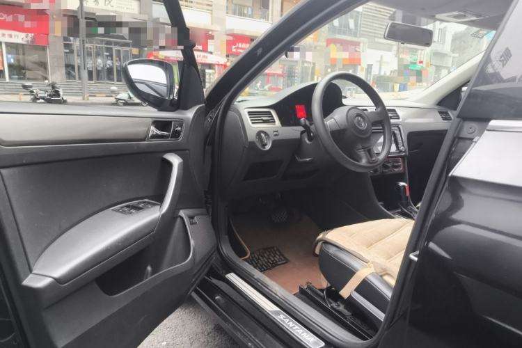 Used Volkswagen Santana 2015 1.6L Automatic Comfort Edition
