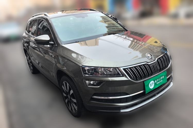 Used Skoda Karoq 2019 TSI280 SmartDrive Luxury Edition China VI standard Front Right 45 Deg