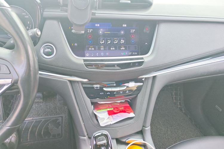 Used Cadillac XT6 2020 28T Six-Seater Fashion Edition Audio And AC Panel