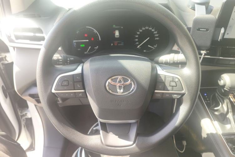 Used Toyota Granvia 2023 2.5L Hybrid Comfort Edition Steering Wheel