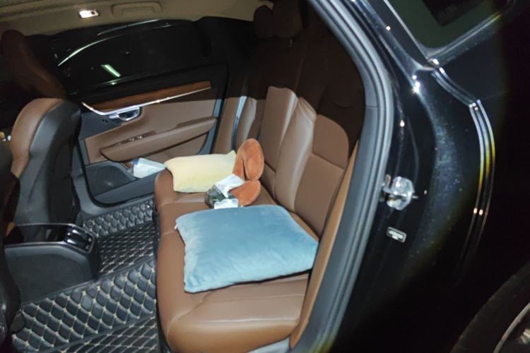 Used Volvo S90 2020 Facelift T5 Smart & Luxurious Edition Left Rear Seat