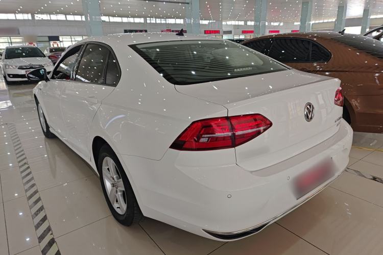 Used Volkswagen Lamando 2019 230TSI DSG Fashion Edition China VI