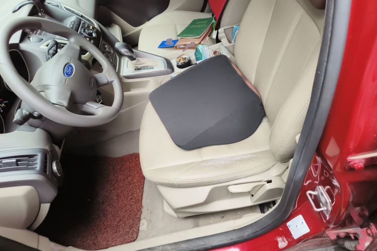 Used Ford Focus 2012 Sedan 1.6L Automatic Comfort Model Left Front Seat