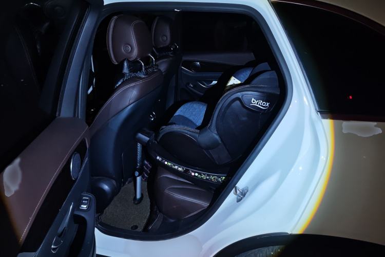 Used Mercedes-Benz GLC 2017 GLC 260 4MATIC Luxury Model
