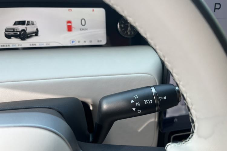 Used iCAR V23 2025 501 Four-Wheel Drive Intelligent Driving Version Interior 4