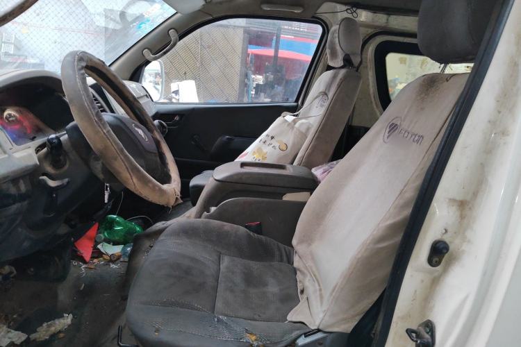 Used Foton Scenic G7 2015 2.0L Commercial Version Long Wheelbase High Roof – 486EQV4
