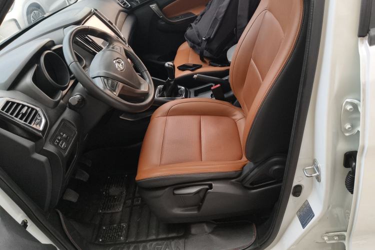 Used CHANGAN OSHAN CX70 2016 1.6L Manual Luxury Model
