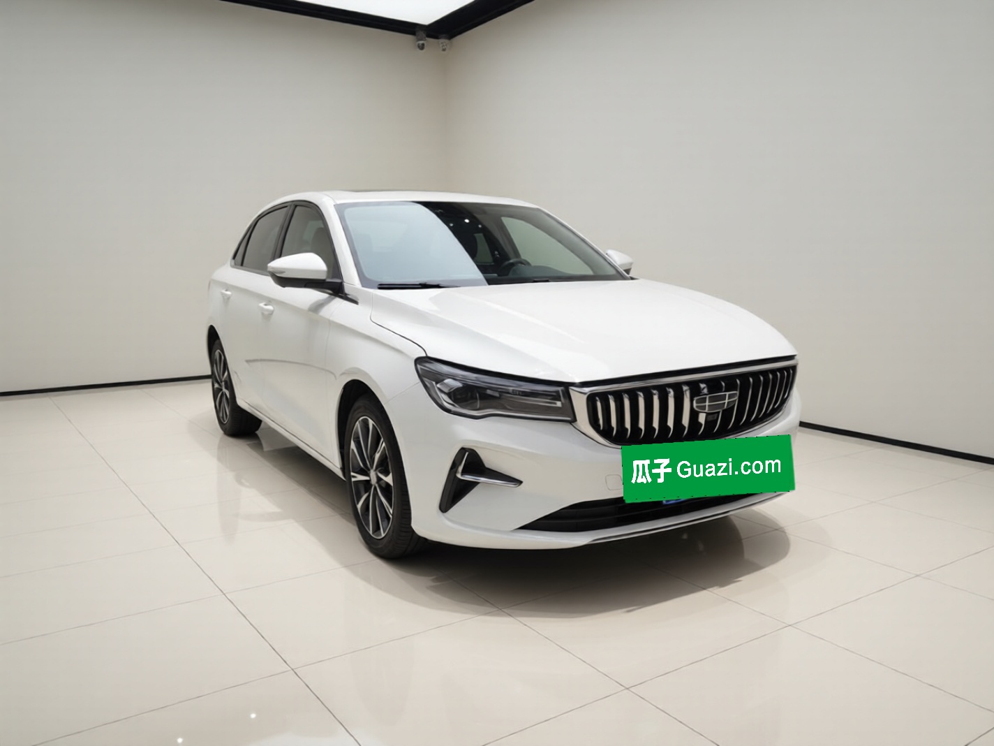 Geely Auto Emgrand 2025 4th Generation 1.5L CVT Luxury Version — снимка 3
