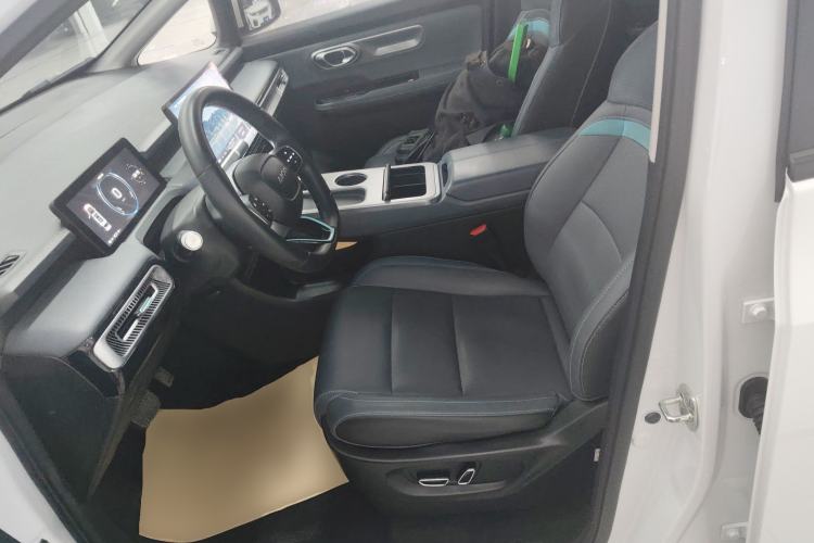 Used AION Y 2023 Younger Star Edition