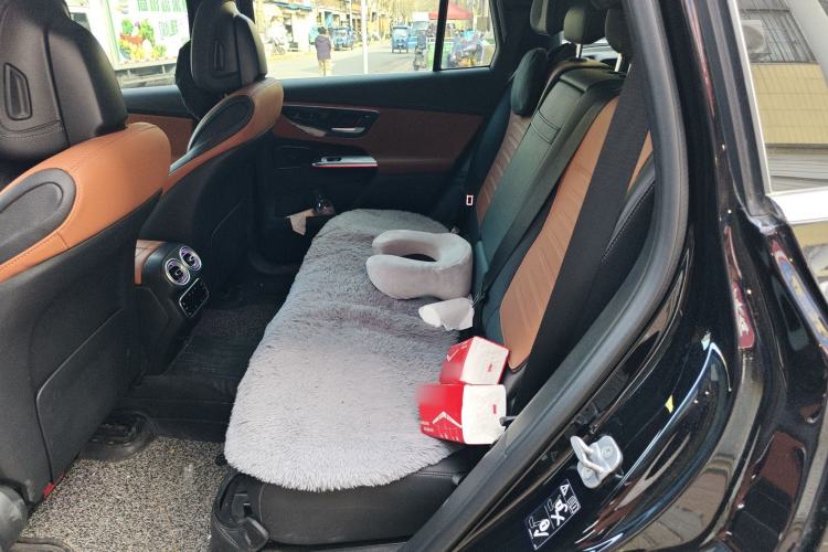 Used Mercedes-Benz GLC 2023 GLC 300 L 4MATIC Dynamic 7-Seater
